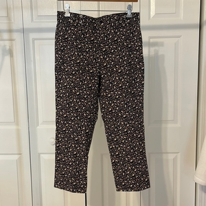 Rafaella comfort, capri pants, size 14 NWT stretch fabric animal‎ print